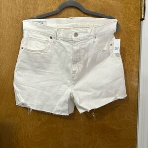 NWT GAP White Distressed Demin Shorts